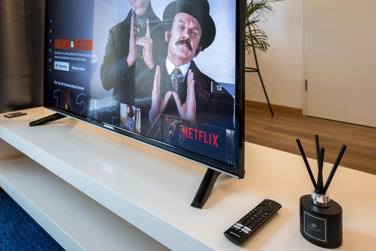 アウグスブルクBright - Beachstyle - Kitchen - Kingbed - Parking - Netflixアパートメント エクステリア 写真